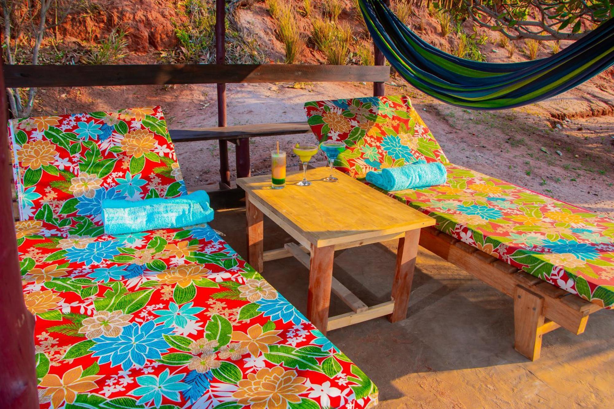 Ampazony Oasis Lodge Mahajanga Extérieur photo